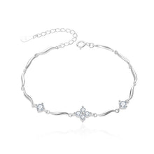 Load image into Gallery viewer, Korean Style Ins Wind Four-leaf Clover Bracelet Women
