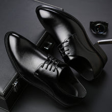 Load image into Gallery viewer, Four new shoes men&#39;s dress shoes black tie business men leather shoes factory direct code
