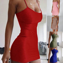Load image into Gallery viewer, Pure Color Simple Hanging Neck Tight-fitting Hip Skirt
